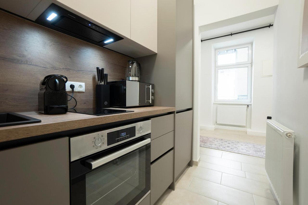 Apartment Modern With A Balcony Near Belvedere Wien
